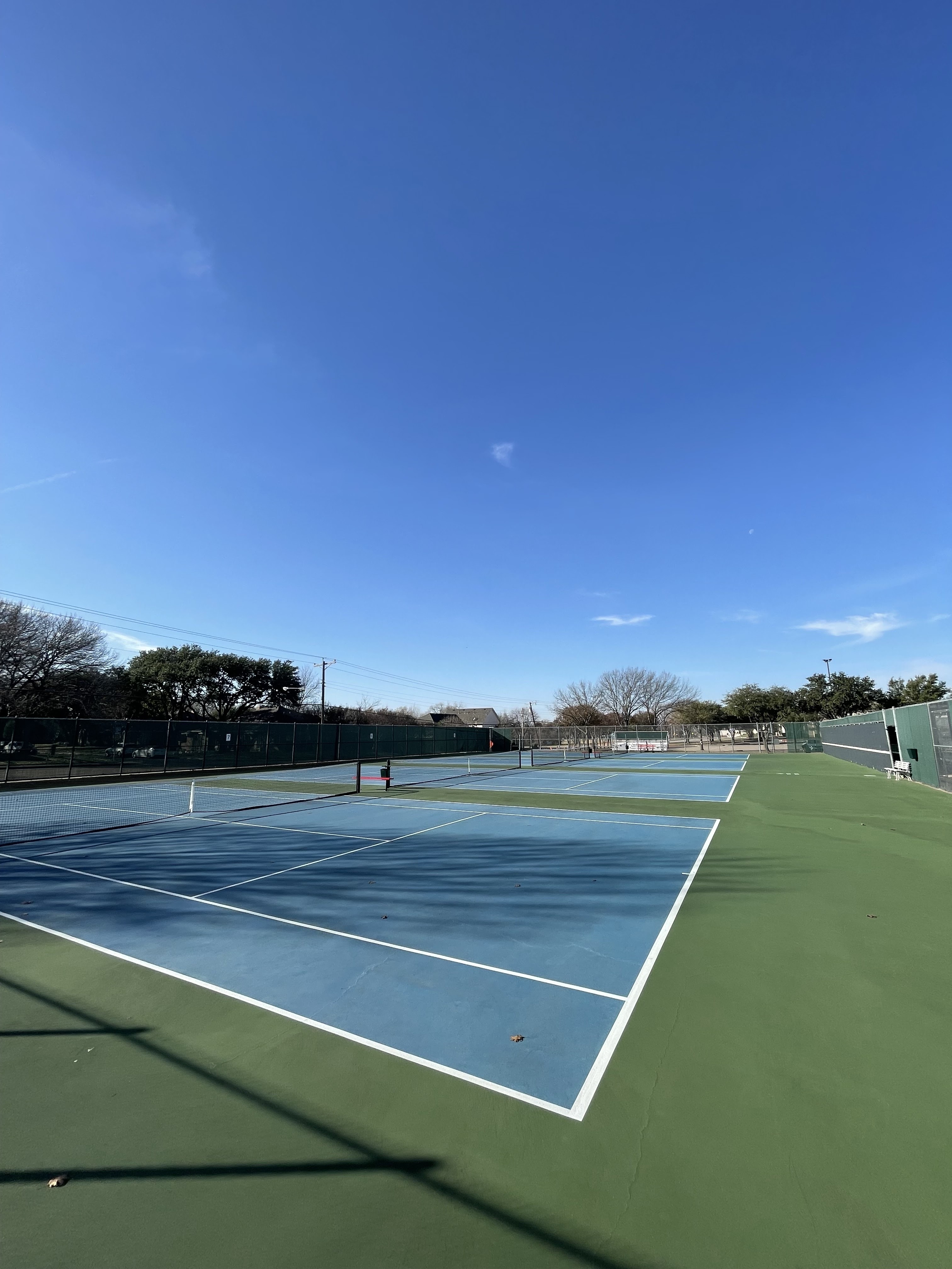 Lake Highlands HS Tennis Courts in Dallas, Texas - Tennis court