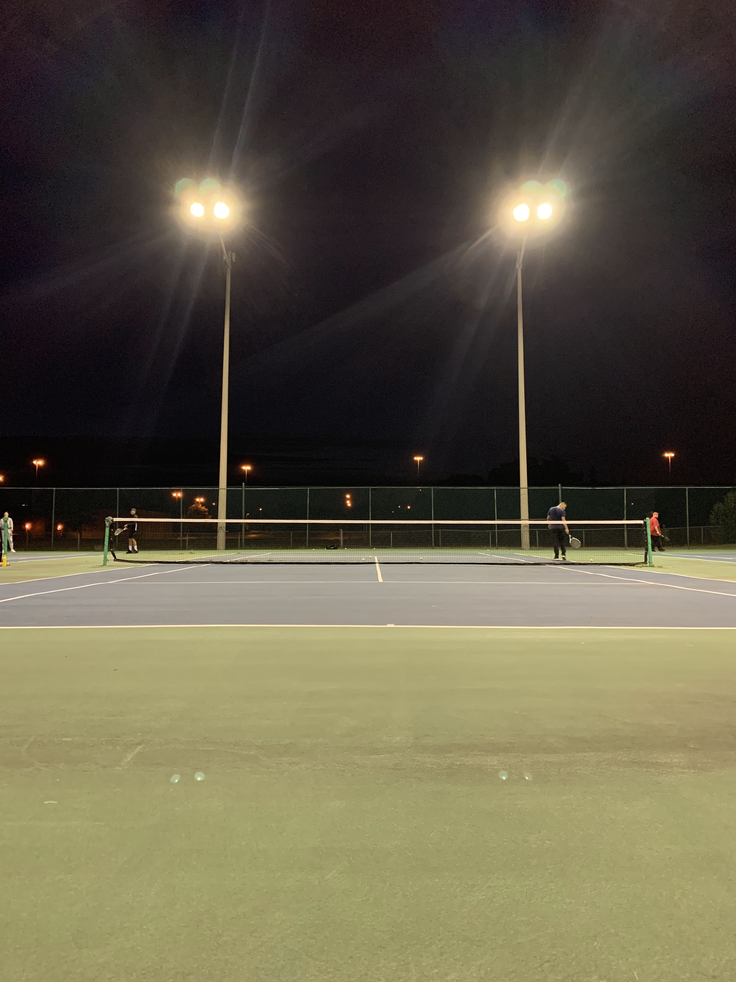 Maple Leaf Park Tennis Courts - Tennis court