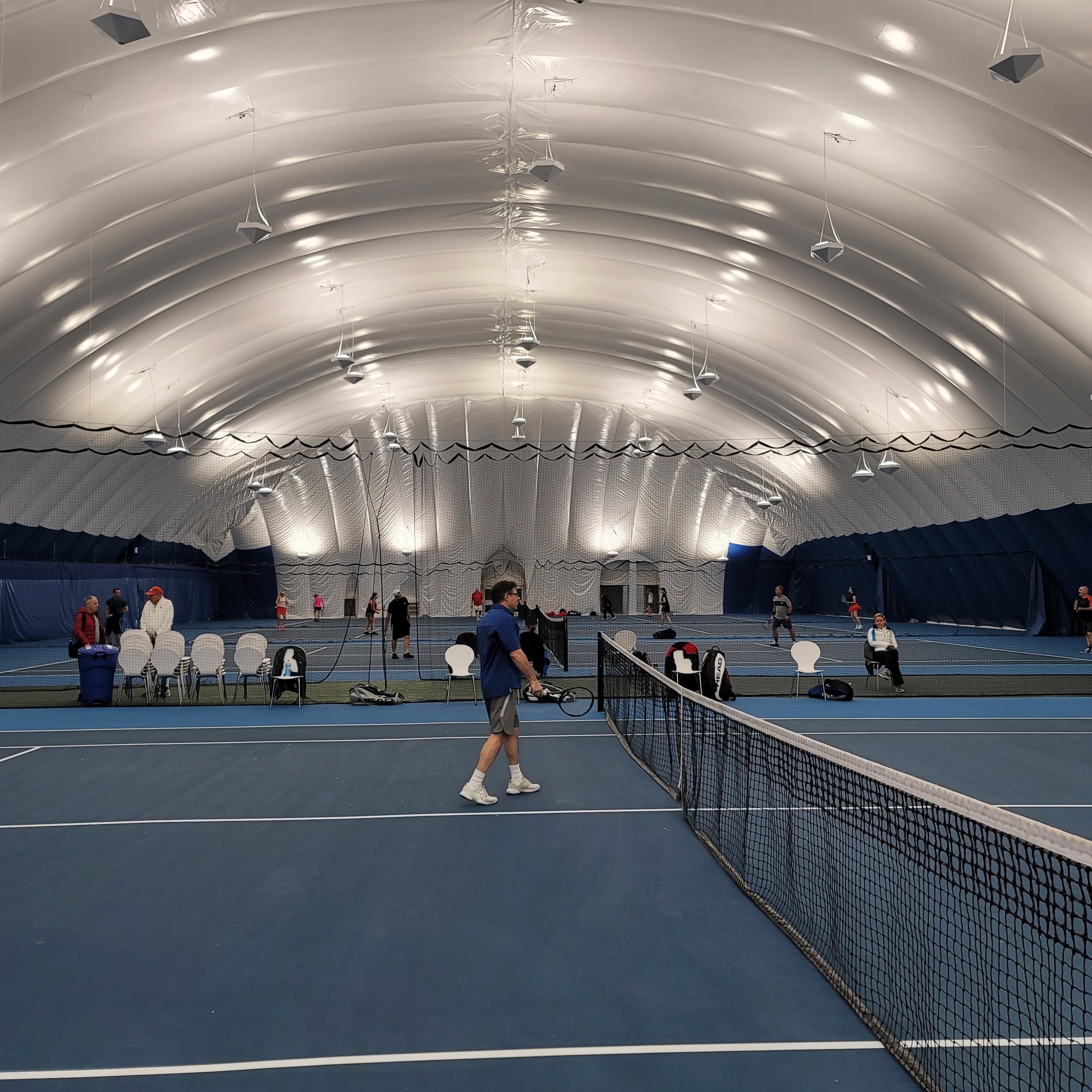 Marilyn Redvers Tennis Centre in Aurora, Ontario - Tennis club