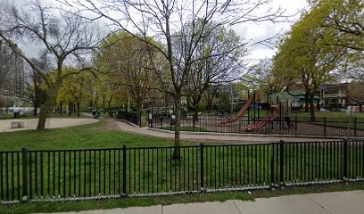 Outdoor ping pong (Wells Hill Park) in Toronto, Ontario - Table tennis facility