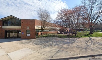 Warren Park Indoor Pickleball Courts in Chicago, Illinois - Pickleball court