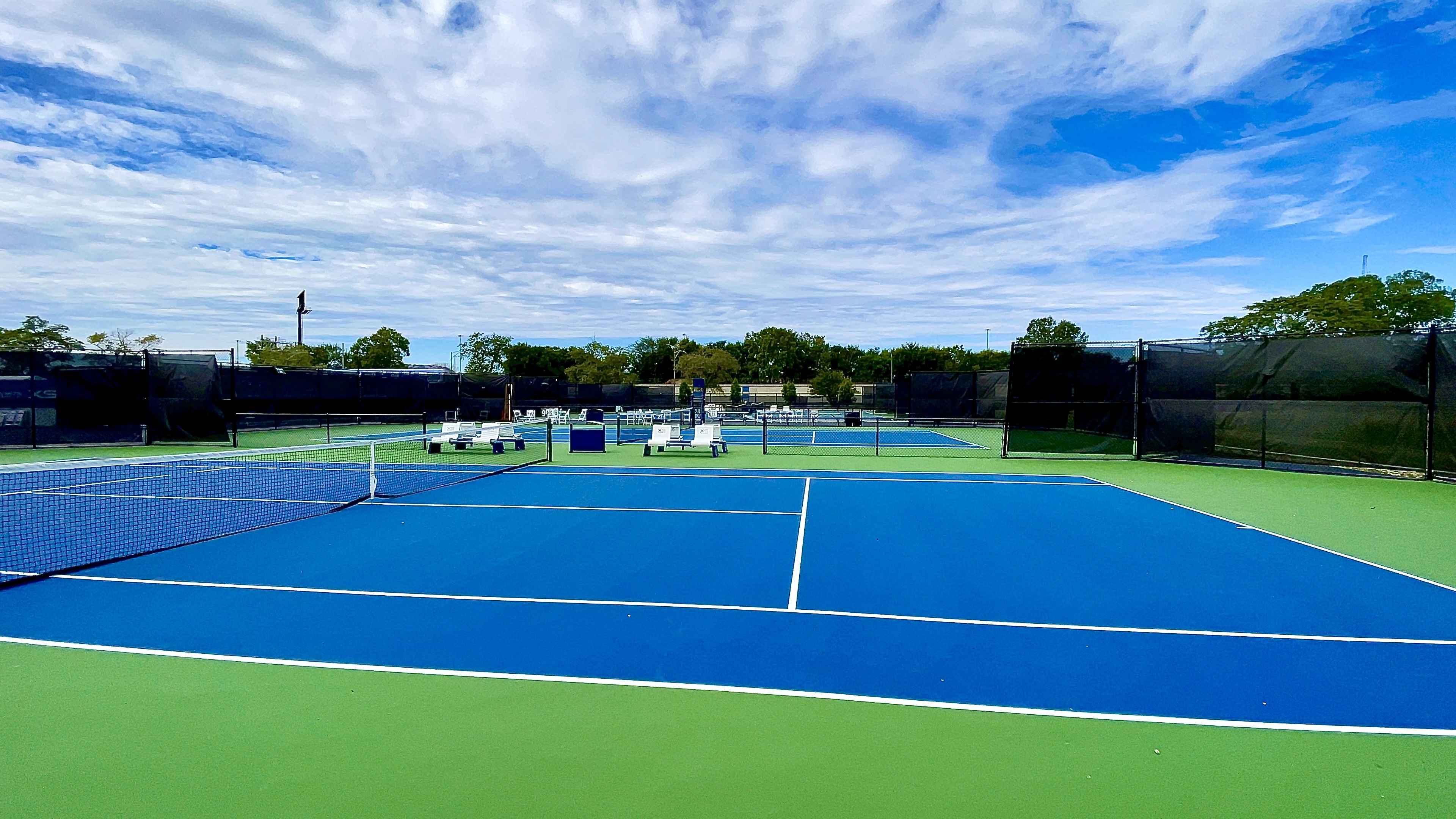 XS Tennis and Education Foundation in Chicago, Illinois - Tennis court